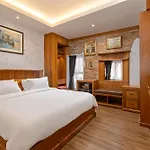Twelve 8 Boutique House
