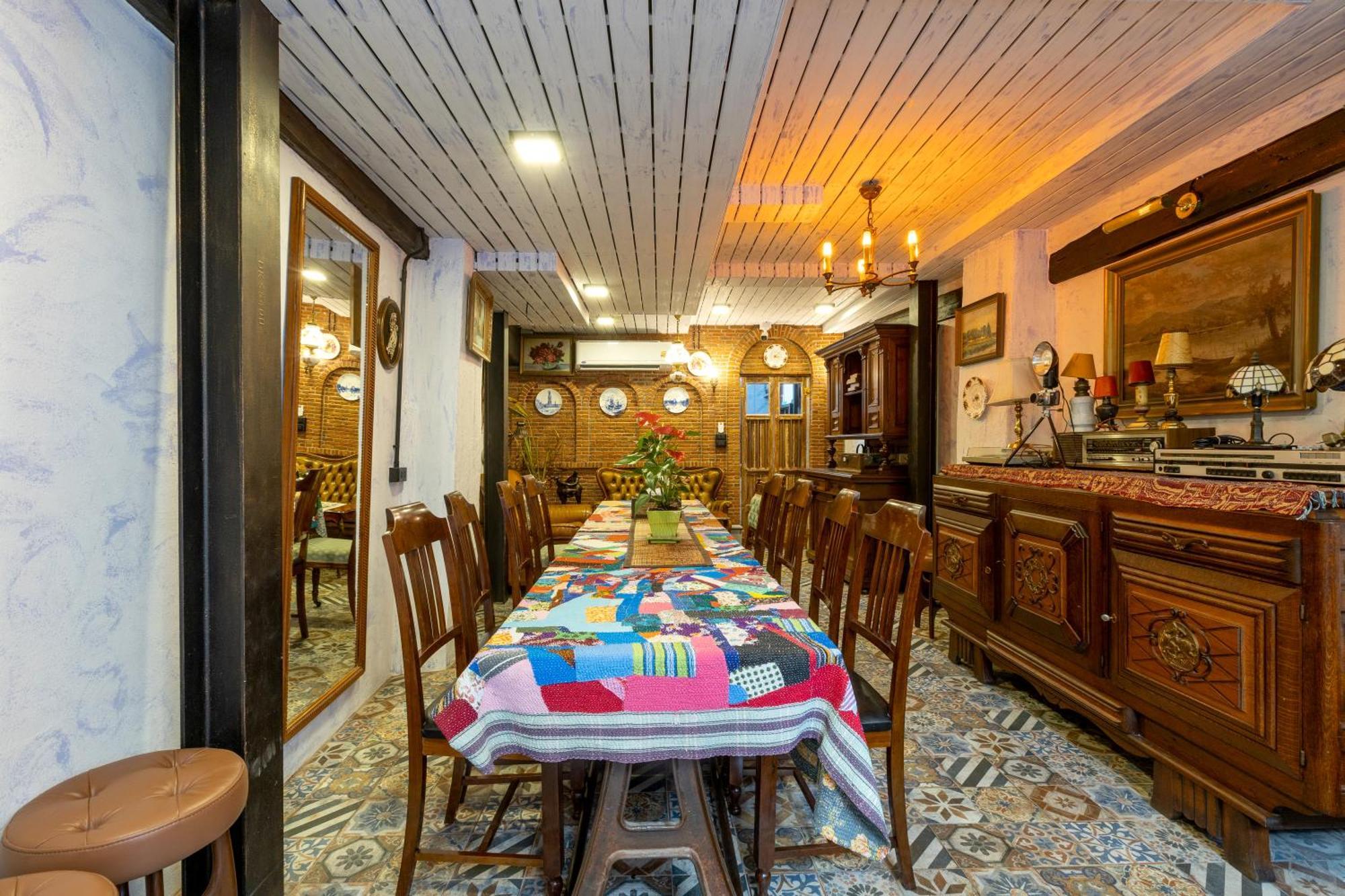 Twelve 8 Boutique House Hotel Phuket