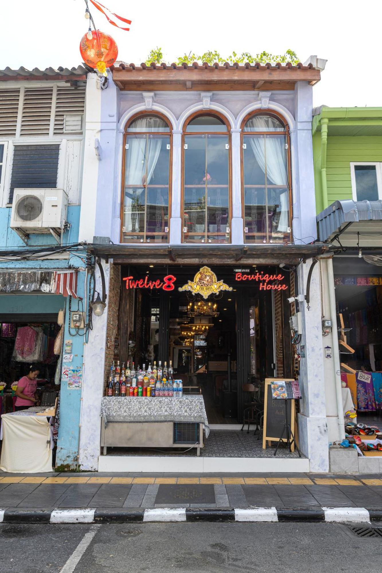 Hotel Twelve 8 Boutique House Phuket