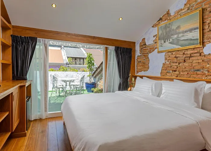Twelve 8 Boutique House