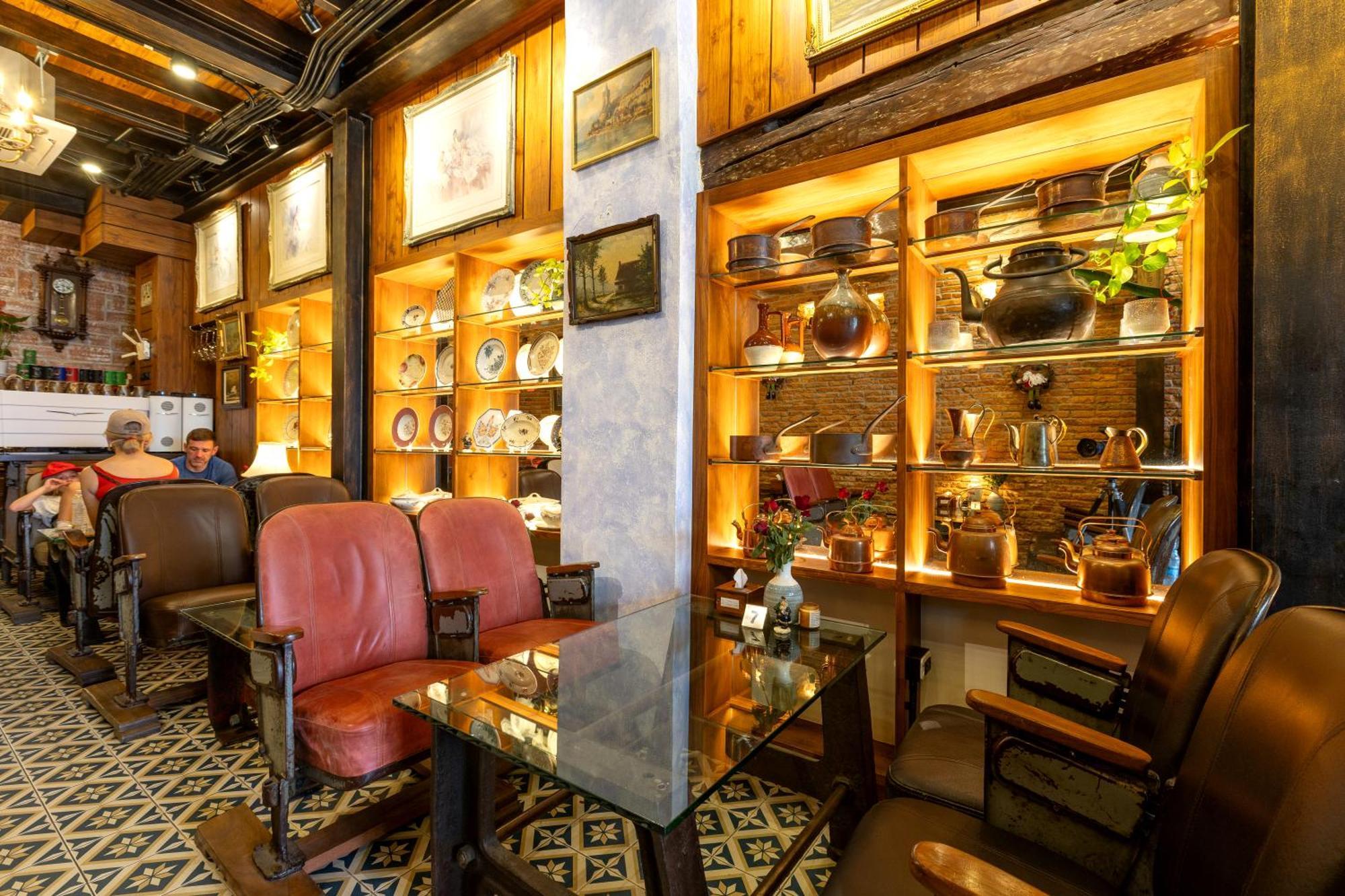 Twelve 8 Boutique House Hotel Phuket